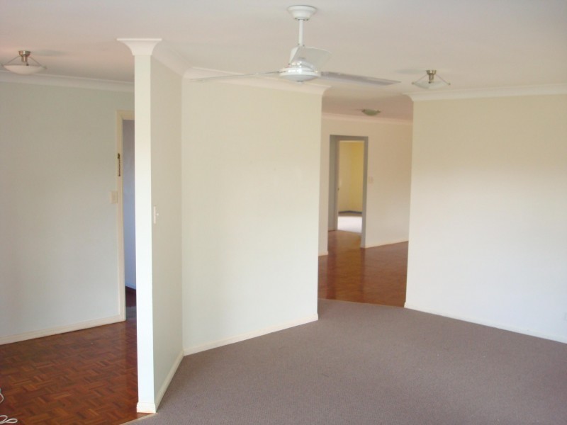 8  Eadie Place, Hemmant QLD 4174