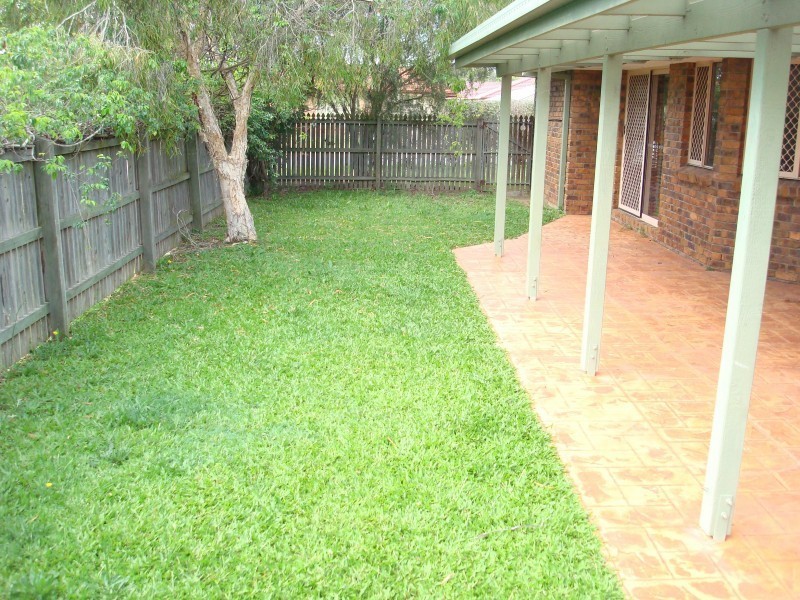 8  Eadie Place, Hemmant QLD 4174