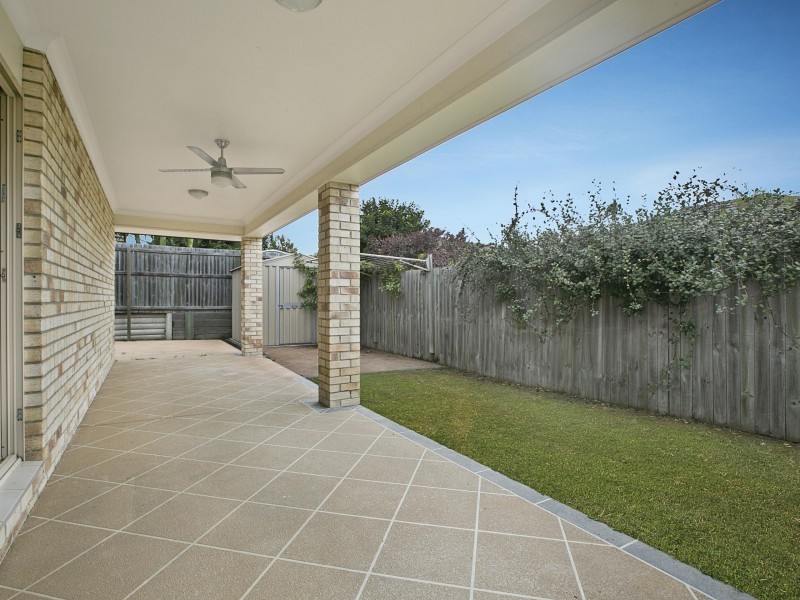 51 Olsen Crescent, Wakerley QLD 4154