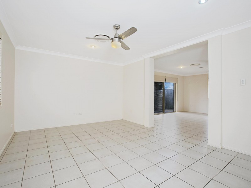 51 Olsen Crescent, Wakerley QLD 4154