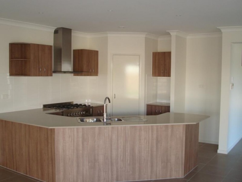 54 Gumdale Street, Wakerley QLD 4154