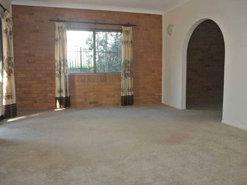 4 Rechner Street, Belmont QLD 4153