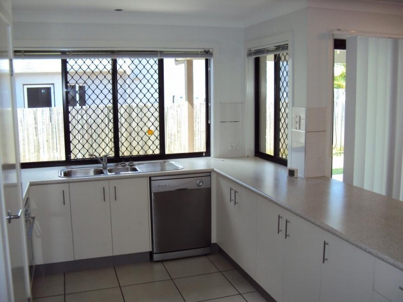 29 Whatmore Place, Manly West QLD 4179