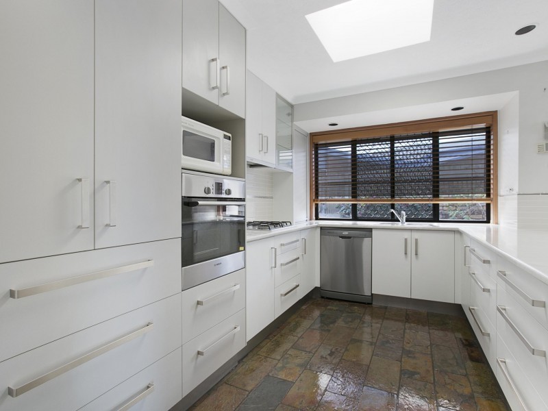 6 Carlile Place, Wynnum West QLD 4178