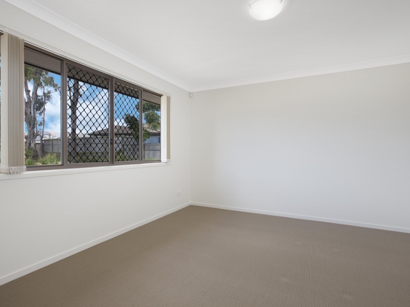 8 Stega Place, Wynnum West QLD 4178