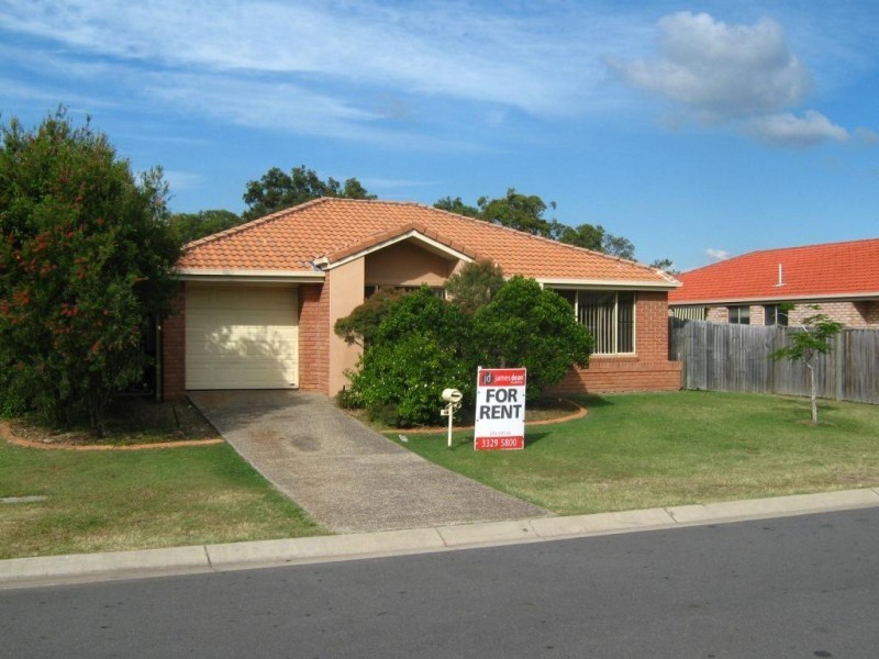 14 Pinewood St, Wynnum West QLD 4178