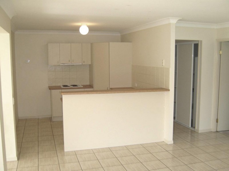 14 Pinewood St, Wynnum West QLD 4178