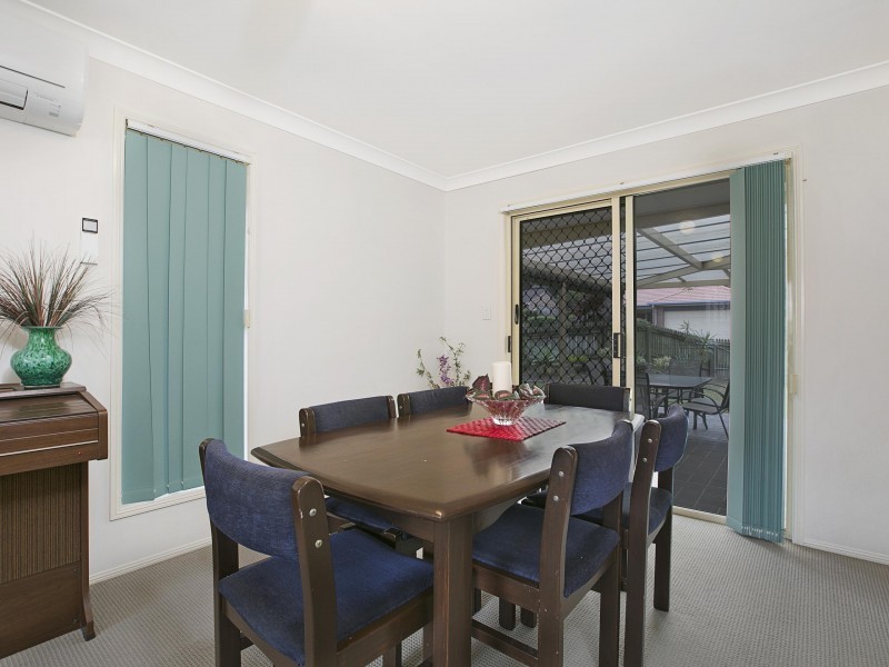 2 Thredbo Close, Belmont QLD 4153