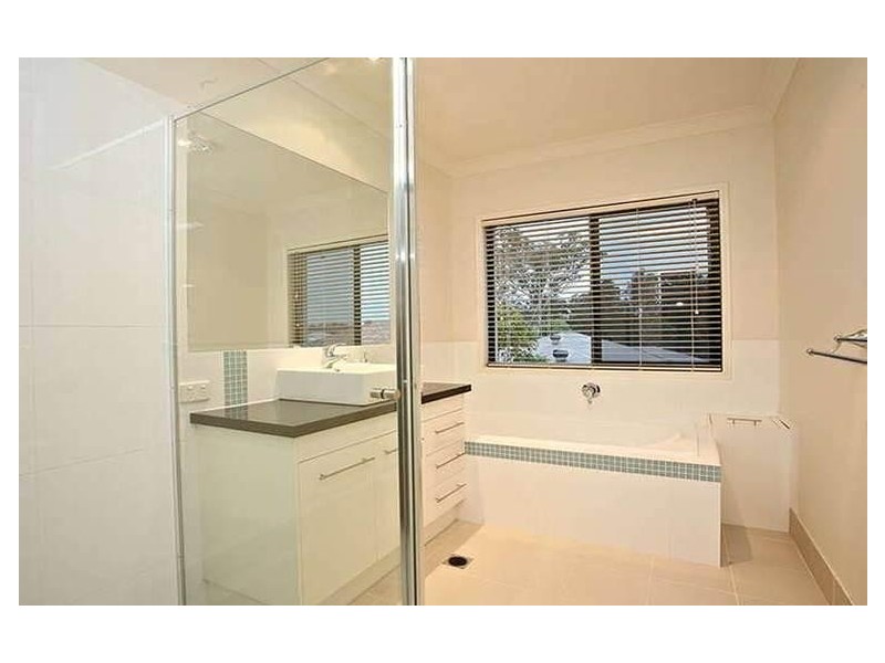 5 Gabrielle Place, Manly West QLD 4179