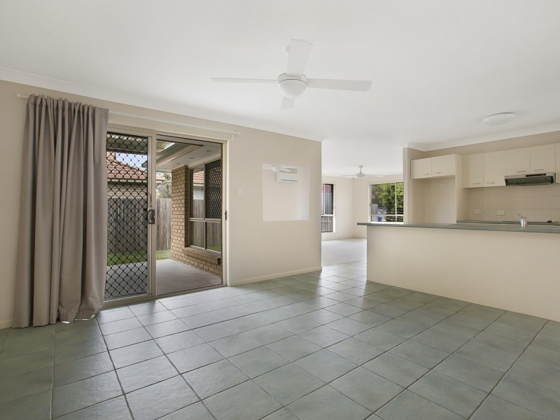 19 Ursula Place, Wynnum West QLD 4178