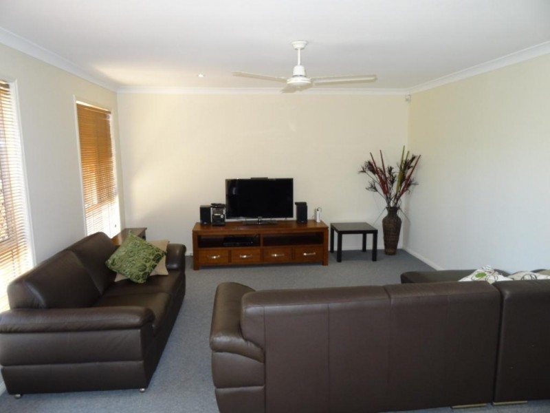 13 Cox Close, Tingalpa QLD 4173