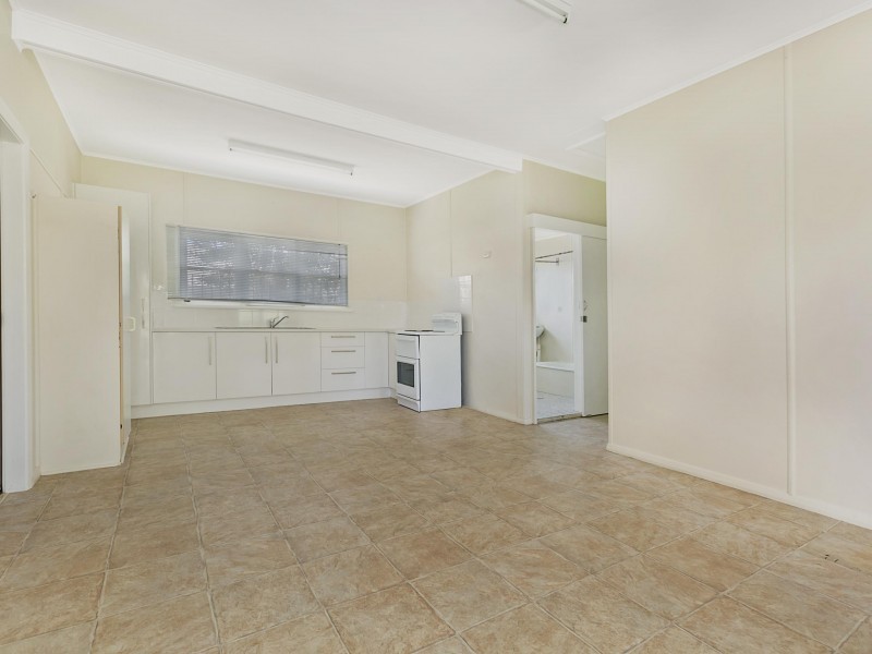 31 Pansy Street, Wynnum QLD 4178