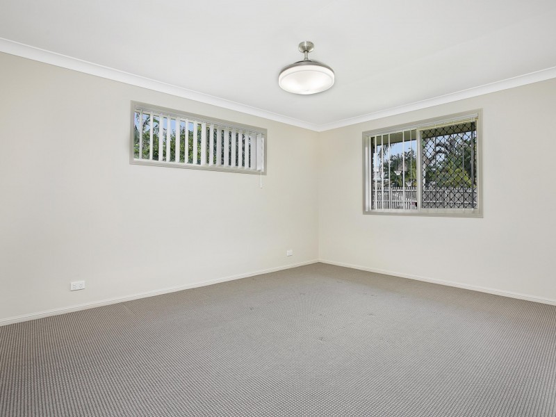 12 Pinnacle Place, Belmont QLD 4153