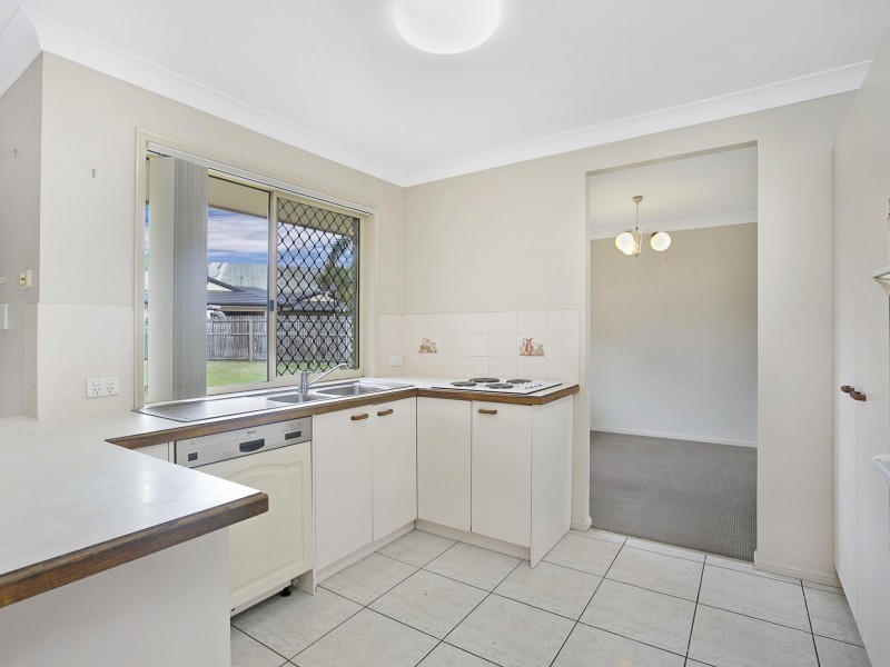 12 Pinnacle Place, Belmont QLD 4153