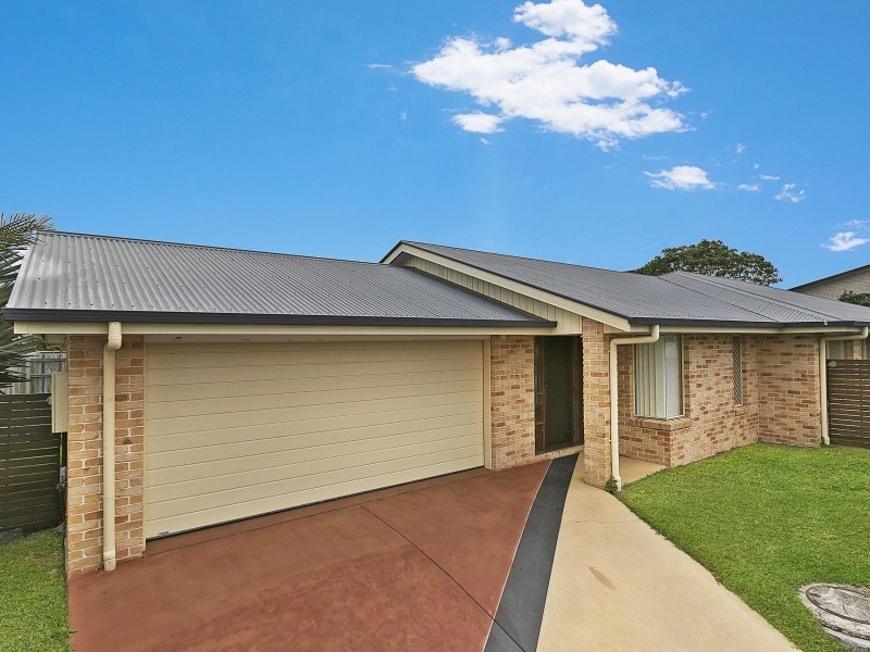 16 Daphne Place, Wakerley QLD 4154