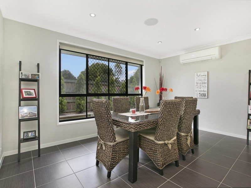 6 Ribblesdale Place, Gumdale QLD 4154