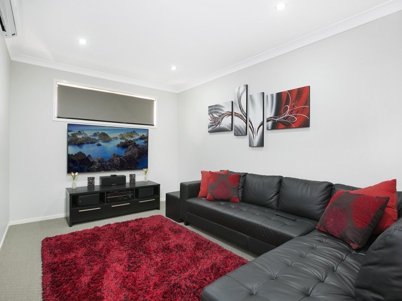 6 Ribblesdale Place, Gumdale QLD 4154