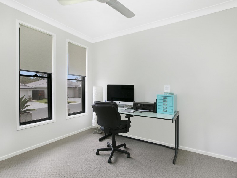 6 Ribblesdale Place, Gumdale QLD 4154