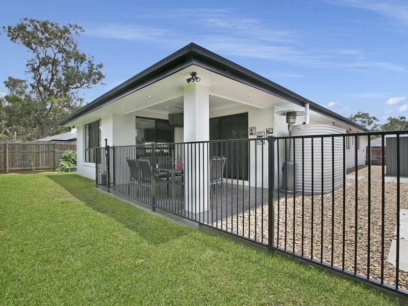 6 Ribblesdale Place, Gumdale QLD 4154