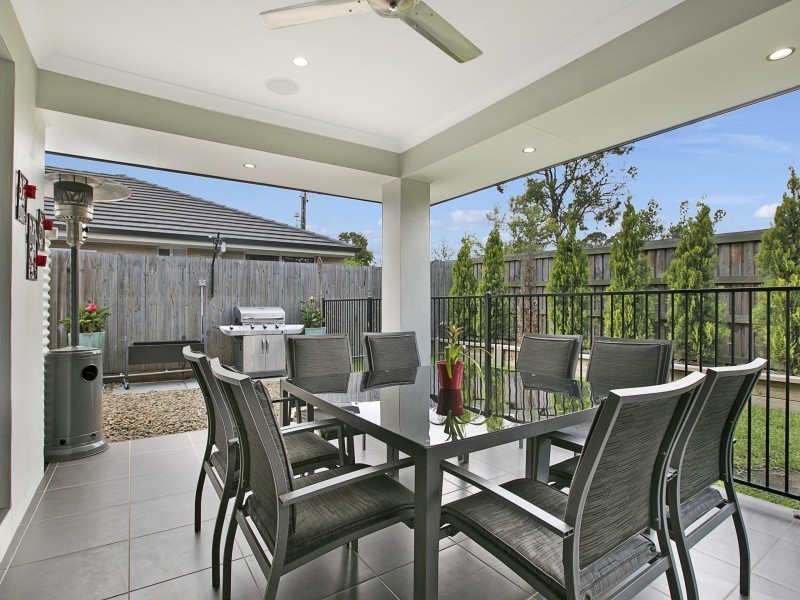 6 Ribblesdale Place, Gumdale QLD 4154