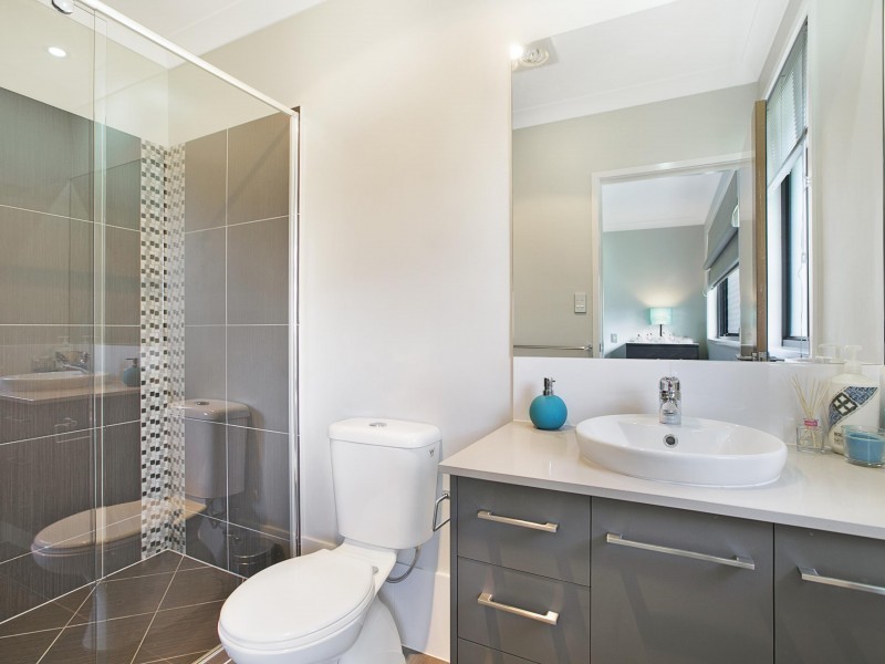 6 Ribblesdale Place, Gumdale QLD 4154