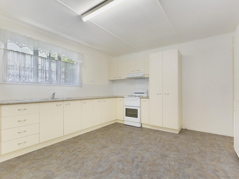 10 Lithgow Street, Wynnum QLD 4178