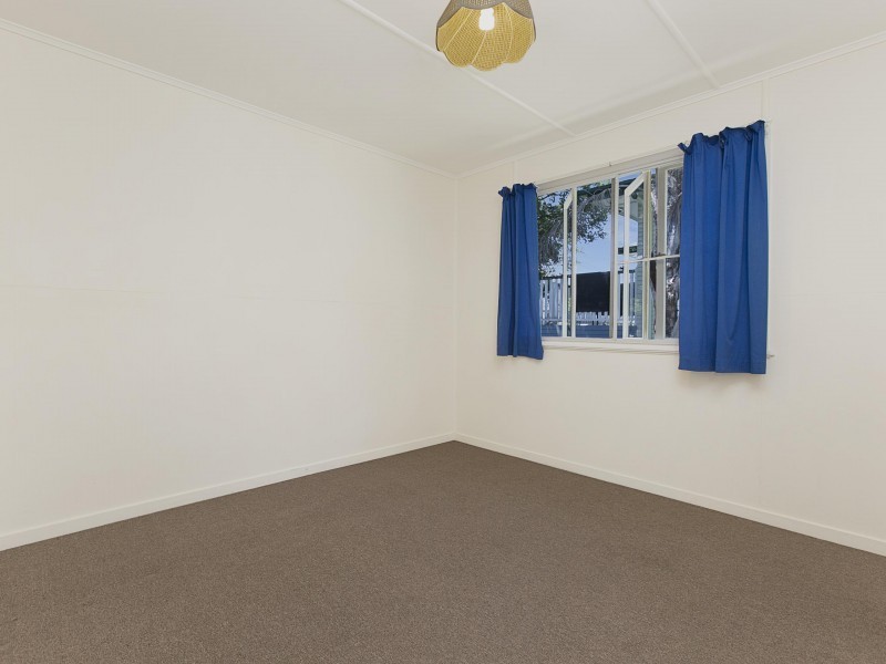 10 Lithgow Street, Wynnum QLD 4178