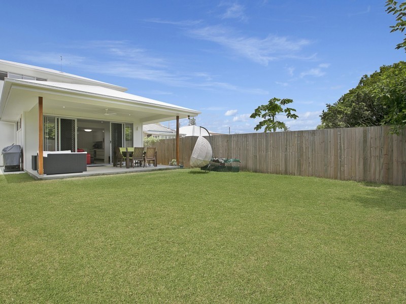 19a Buderim Street, Manly QLD 4179