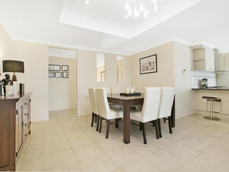 12 Clarance Street, Wakerley QLD 4154