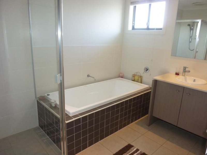 62 Summit Street, Belmont QLD 4153