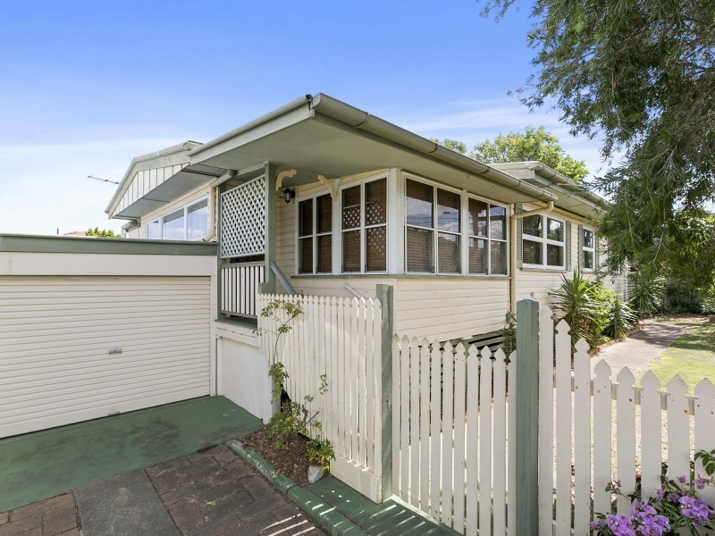 5 Jayben Street, Wynnum West QLD 4178