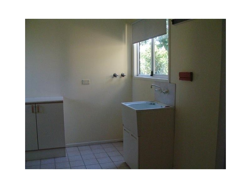 5 Jayben Street, Wynnum West QLD 4178