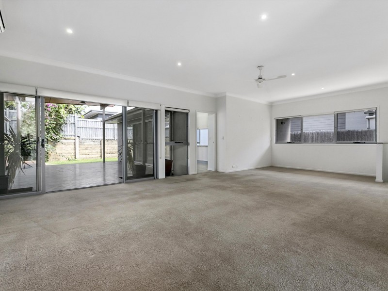 26 Brook Street, Wakerley QLD 4154
