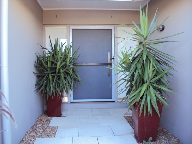 26 Brook Street, Wakerley QLD 4154