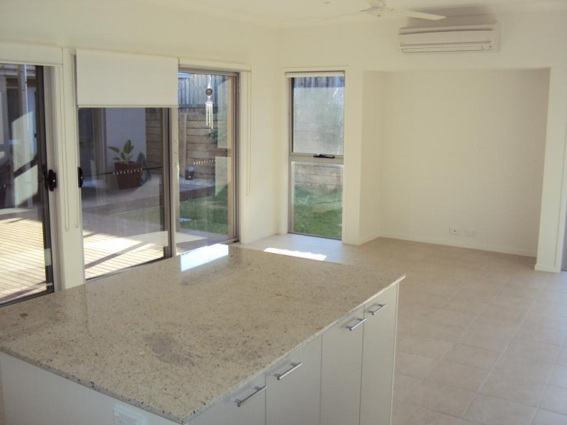 26 Brook Street, Wakerley QLD 4154