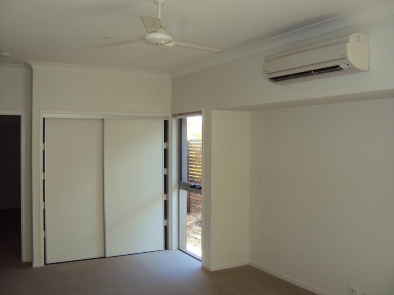 26 Brook Street, Wakerley QLD 4154