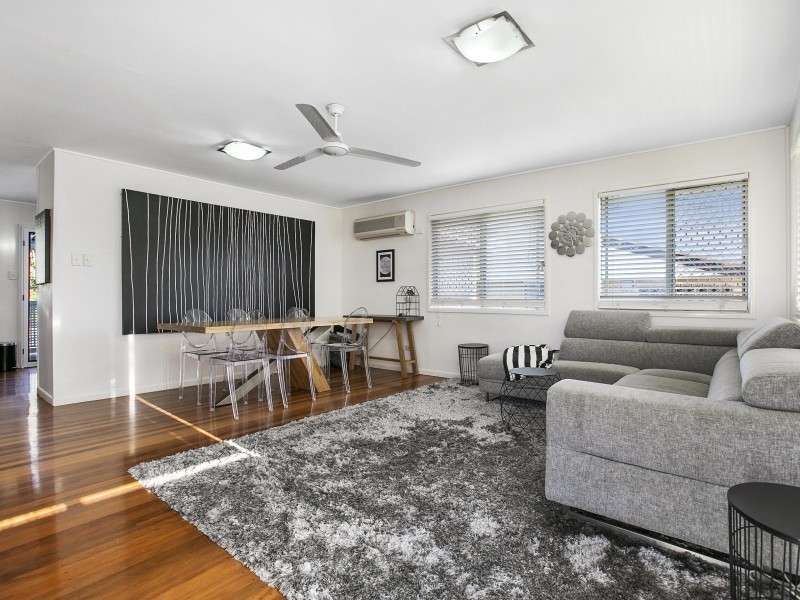 11 Emcona Street, Tingalpa QLD 4173