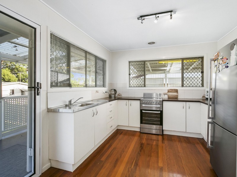 11 Emcona Street, Tingalpa QLD 4173