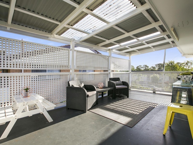 11 Emcona Street, Tingalpa QLD 4173