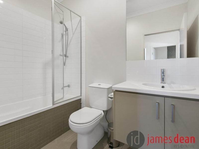 10 Grandis Close, Wakerley QLD 4154