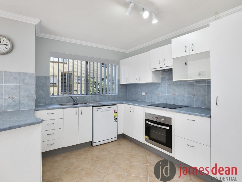 1/7 Robinson Street, Coorparoo QLD 4151
