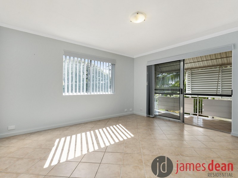 1/7 Robinson Street, Coorparoo QLD 4151