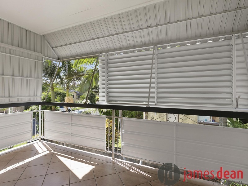 1/7 Robinson Street, Coorparoo QLD 4151