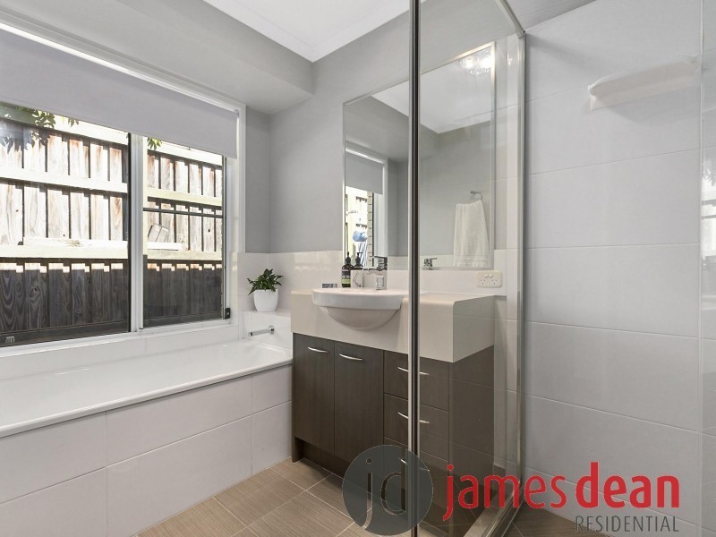 12 McMullan Close, Gumdale QLD 4154