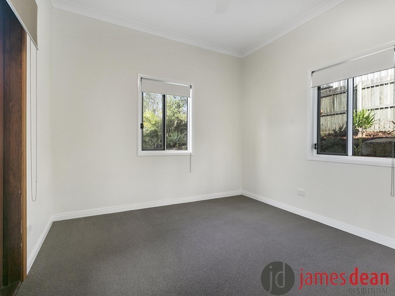 15 Amethyst Street, Holland Park QLD 4121