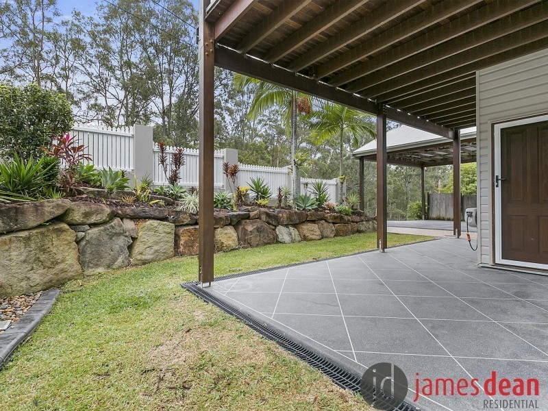 15 Amethyst Street, Holland Park QLD 4121
