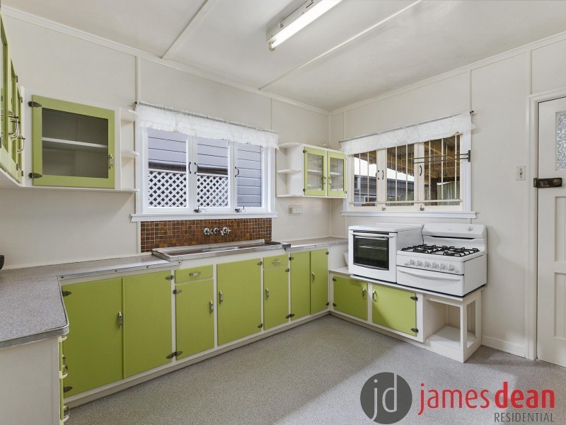 24 Norman Avenue, Norman Park QLD 4170