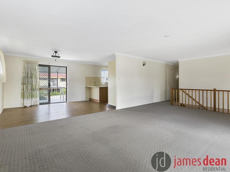 33 Delavan Street, Wishart QLD 4122