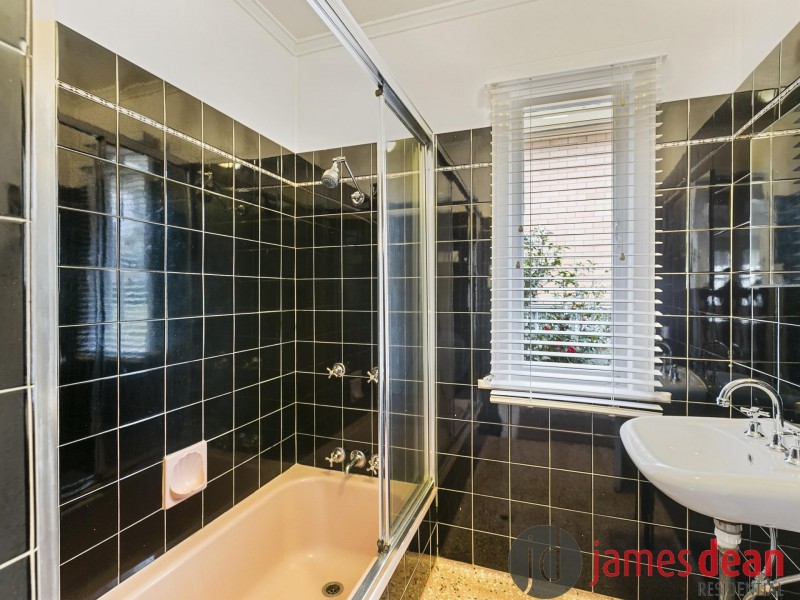 17 Tamaree Avenue, Wynnum QLD 4178