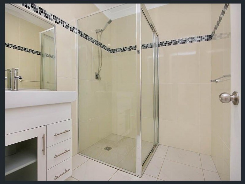 185 Wondall Road, Wynnum West QLD 4178